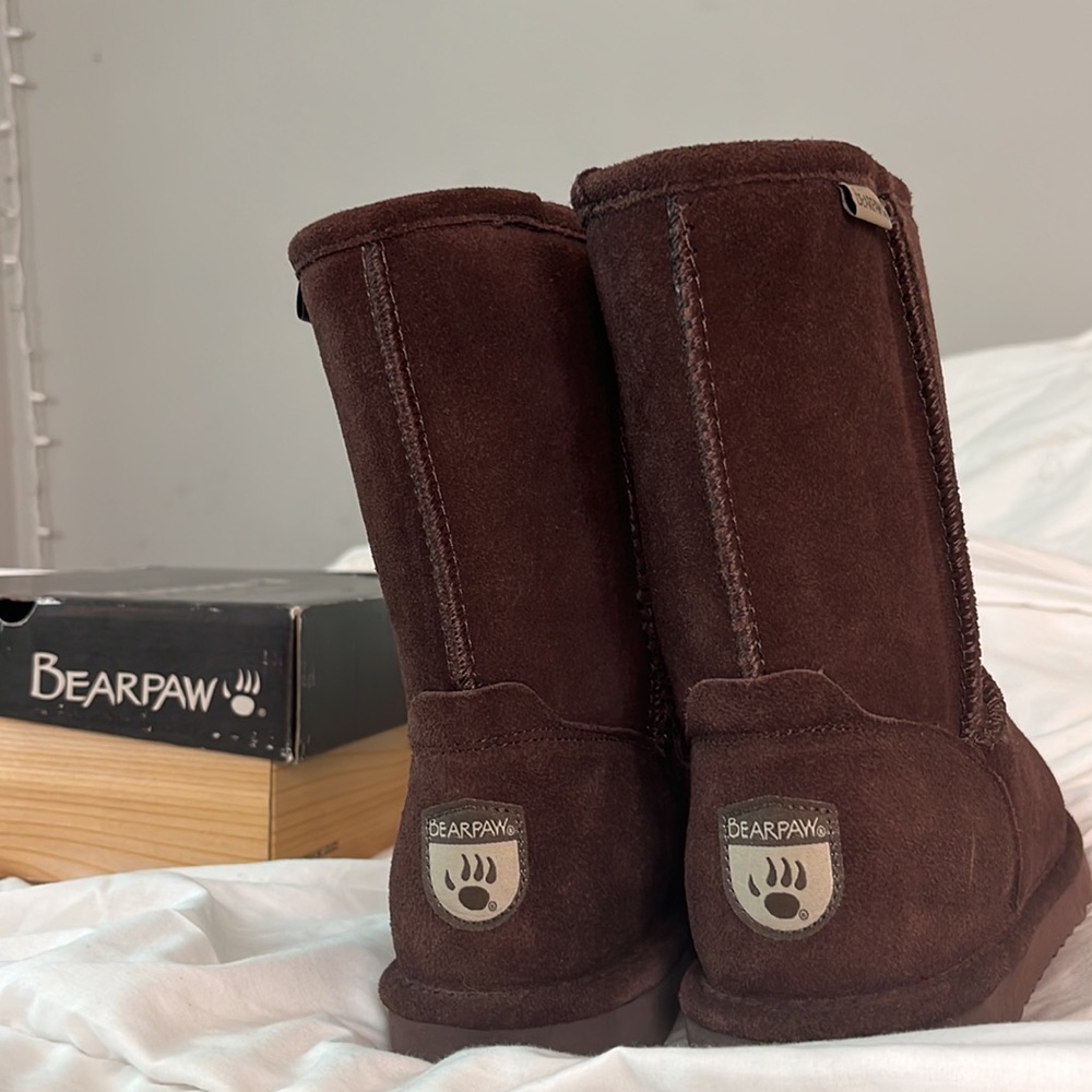 Boots - Picture 3 of 6